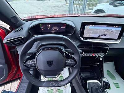 Peugeot 2008 2008 1.2 puretech Allure 8 anni garanzia cinghia Rosso usata Savignano sul Rubicone