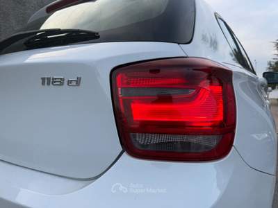 BMW Serie 1 118d 118d 5p. Sport,Climatronic bizona,Xeno+Led,cerchi in lega,sensori di parcheggio,ecc. Bianco usata San Michele Salentino