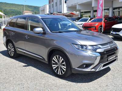 Mitsubishi Outlander Outlander III 2018 2.0 GPL Instyle Awd 7p cvt  my20 Grigio usata Ciriè