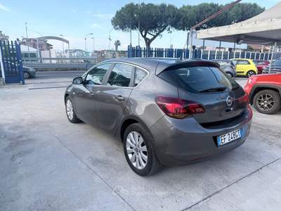 Opel Astra 5 porte Cosmo (INCONGRUENZA NEL CHILOMETRAGGIO) Grigio usata Giugliano in Campania