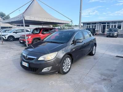 Opel Astra 5 porte Cosmo (INCONGRUENZA NEL CHILOMETRAGGIO) Grigio usata Giugliano in Campania