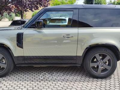 Land Rover Defender 250 CV AWD Auto X-Dynamic SE Oro usata Pieve a Nievole