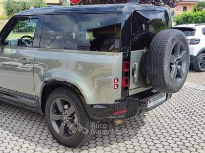 Land Rover Defender 250 CV AWD Auto X-Dynamic SE Oro usata Pieve a Nievole