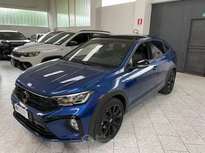 Volkswagen Taigo DSG R-Line Black Telec. Blu/Azzurro usata Gozzano