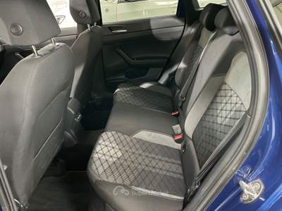 Volkswagen Taigo DSG R-Line Black Telec. Blu/Azzurro usata Gozzano