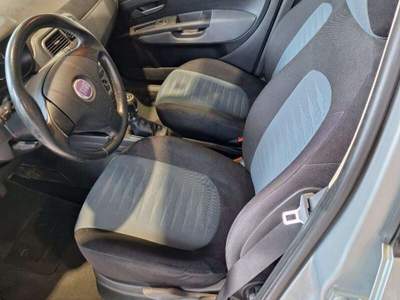 Fiat Grande Punto Grande Punto 1.4 5 porte Dynamic Argento usata Piacenza
