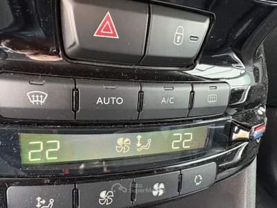 Peugeot 2008 ALLURE 1.6 BlueHDi 100 Grip Control Grigio usata Bagnaria Arsa