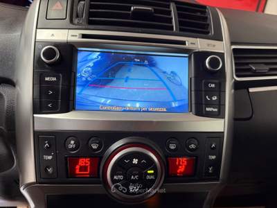 Toyota Verso Active Bronzo usata Trento