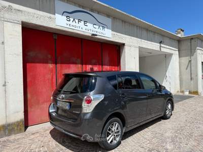 Toyota Verso Active Bronzo usata Trento