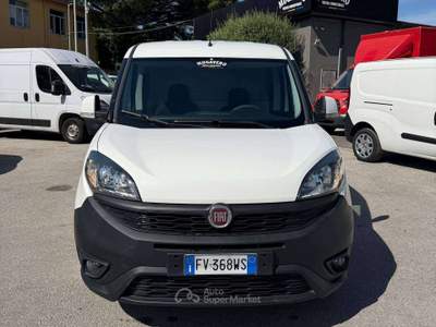 Fiat Doblò 1.6mjt 105cv FURGONE Bianco usata Salerno