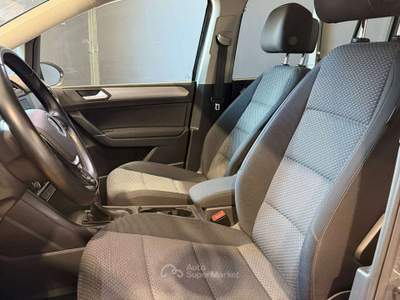 Volkswagen Touran 2.0tdi 150cv AUTOMATICA Grigio usata Salerno