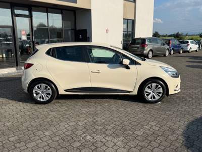 Renault Clio 5 porte Zen Beige usata Calestano