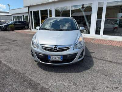 Opel Corsa Corsa IV 5p 1.2 Club 85cv FL Grigio usata Foligno