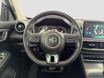 MG EHS EHS Plug-in Hybrid Luxury Bianco usata Verona