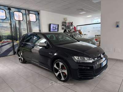 Volkswagen Golf Golf 5p 2.0 tdi Gtd Business Nero usata Foligno