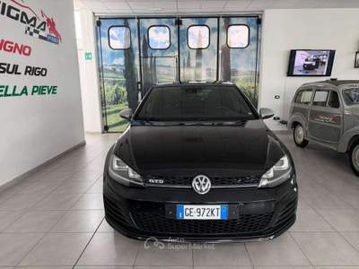 Volkswagen Golf Golf 5p 2.0 tdi Gtd Business Nero usata Foligno