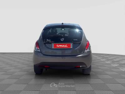Lancia Ypsilon Ypsilon 1.0 FireFly 5 porte S&S Hybrid Silver Grigio usata Verona