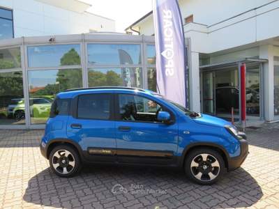 Fiat Pandina 1.0 FireFly 70cv S&S Hybrid Cross Blu/Azzurro usata Seregno