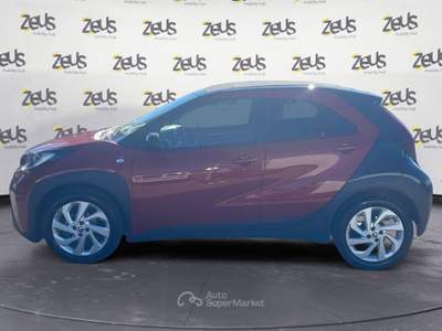 Toyota Aygo X 1.0B (72 CV) Lounge Air Rosso usata Faenza