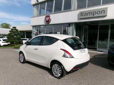 Lancia Ypsilon Ypsilon 1.2 8v Gold s&s 69cv Bianco usata SAN DONA' DI PIAVE