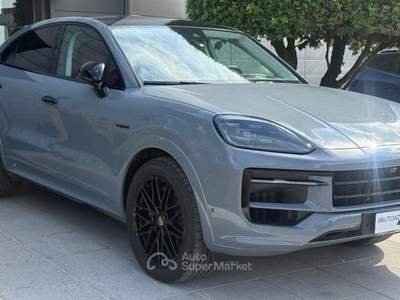 Porsche Cayenne Cayenne Coupe 3.0 e-hybrid 5p.ti tiptronic Grigio usata Suzzara