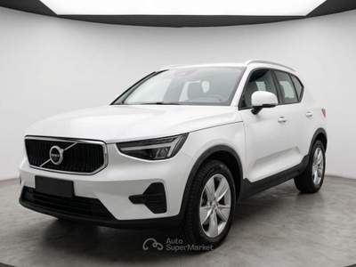 Volvo XC40 B3 automatico Core Bianco usata Rovato