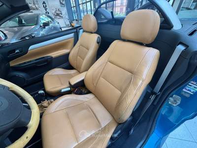 Opel Tigra Tigra Twintop 1.4 Sport Blu/Azzurro usata Giaveno