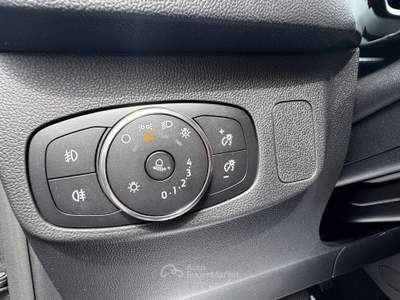 Ford Focus 1.5 Ecoblue 115cv ST-Line Auto #nazionale Grigio usata Spinea