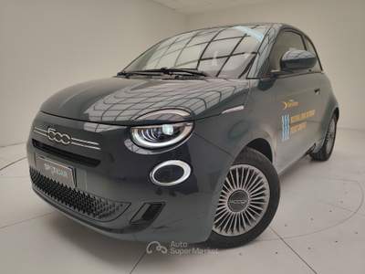 Fiat 500 Hybrid Berlina Torino 1.0Hybrid Berlina Blu/Azzurro usata Erba