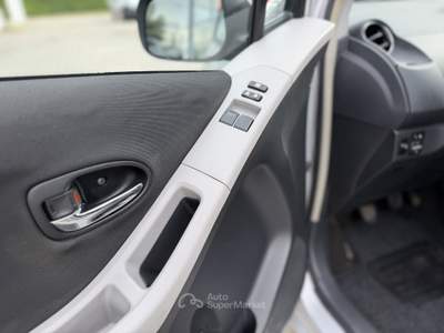Toyota Yaris Yaris 5p 1.4 d-4d Sol - UNICO PROPRIETARIO Argento usata Faenza