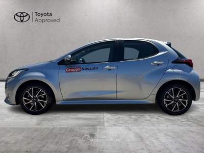 Toyota Yaris Hybrid Trend MY22 Argento usata Varese