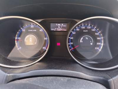Hyundai ix35 Autovettura marciante con problemi alla frizione Blu/Azzurro usata Mercogliano