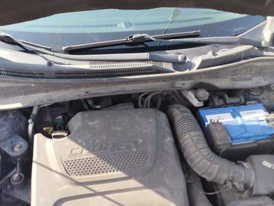 Hyundai ix35 Autovettura marciante con problemi alla frizione Blu/Azzurro usata Mercogliano