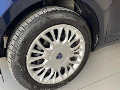 Lancia Ypsilon 1.2 69cv Gold usata Sava