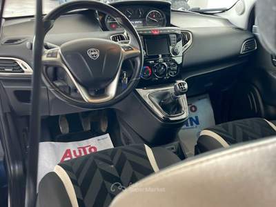 Lancia Ypsilon 1.2 69cv Gold usata Sava