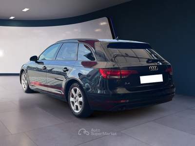 Audi A4 2.0 TDI 110kW  Avant Blu/Azzurro usata Pordenone