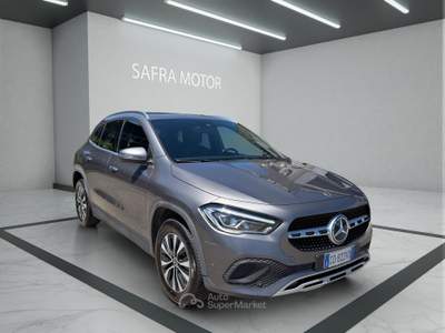 Mercedes-Benz GLA GLA 200 d Sport auto Grigio usata Rende