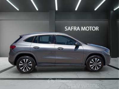Mercedes-Benz GLA GLA 200 d Sport auto Grigio usata Rende