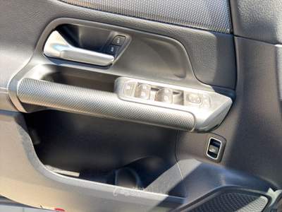 Mercedes-Benz GLA GLA 200 d Sport auto Grigio usata Rende