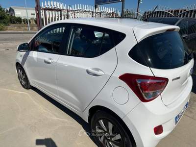 Hyundai i10 Econext Comfort Bianco usata Qualiano