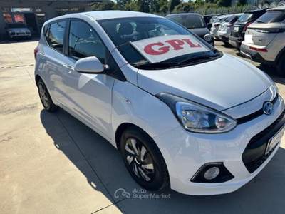 Hyundai i10 Econext Comfort Bianco usata Qualiano
