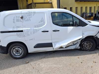 Citroen Berlingo van M 1.6 bluehdi 75cv Club 3p.ti Blu/Azzurro usata Cigognola