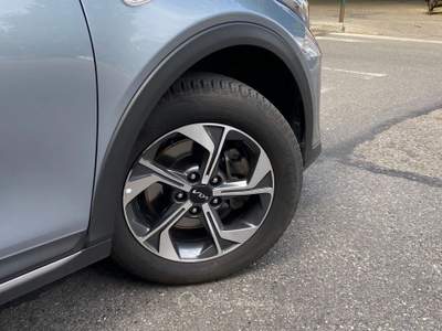 Kia XCeed Kia XCeed 1.0 T-GDI Urban #11197 Grigio usata Torino