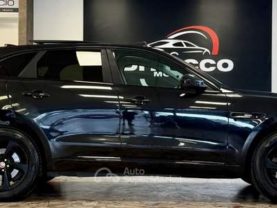 Jaguar F-Pace AWD aut. Pure Nero usata Rimini
