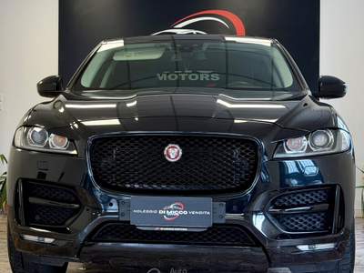 Jaguar F-Pace AWD aut. Pure Nero usata Rimini