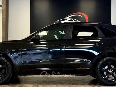 Jaguar F-Pace AWD aut. Pure Nero usata Rimini