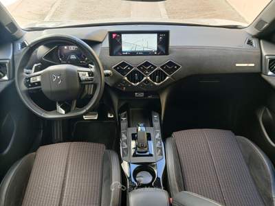 DS Automobiles DS 3 Ds DS3 3 Crossback BlueHDi 130 aut. Performance Line+ Argento usata Triggiano