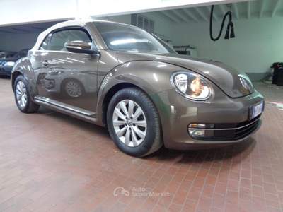 Volkswagen Maggiolino Cabrio 2.0 TDI Design BlueMotion Technology Bronzo usata Torino