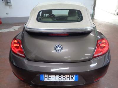 Volkswagen Maggiolino Cabrio 2.0 TDI Design BlueMotion Technology Bronzo usata Torino