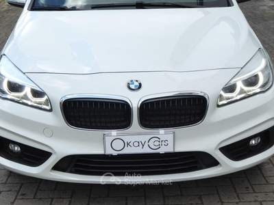 BMW Serie 2 Gran Tourer 216d d Gran Tourer Advantage 7pt Nero usata Quattro Castella